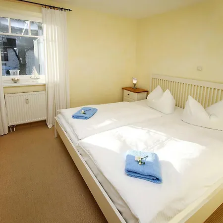 Strandstrasse 32 - 04-13 Apartment Kuehlungsborn