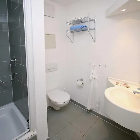 Strandstrasse 32 - 04-13 Kuehlungsborn