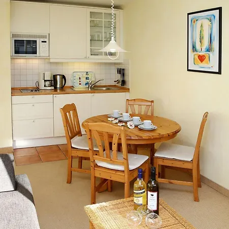 Διαμέρισμα Strandstrasse 32 - 04-13 *